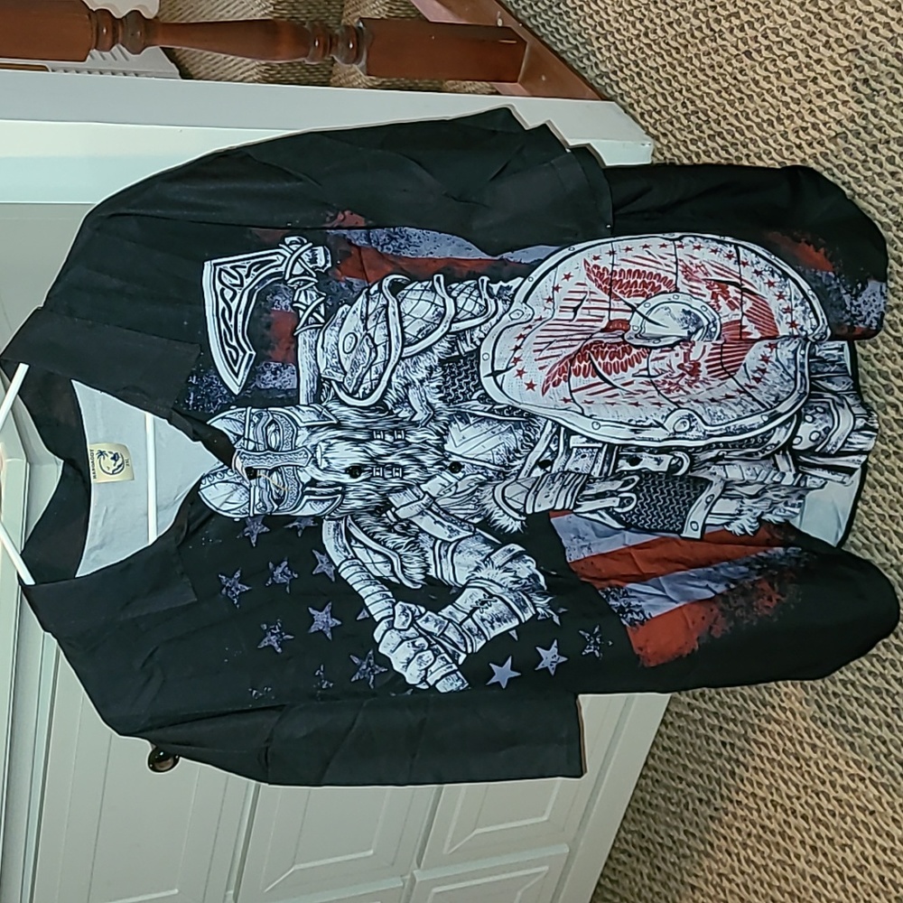 NWT Viking Legend Button Down Short Sleeve